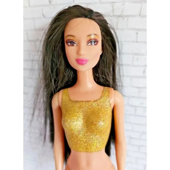 Barbie Other - 2006 Mattel Barbie Fashion Fever Lea Doll Gold Glitter Top Side Glance
